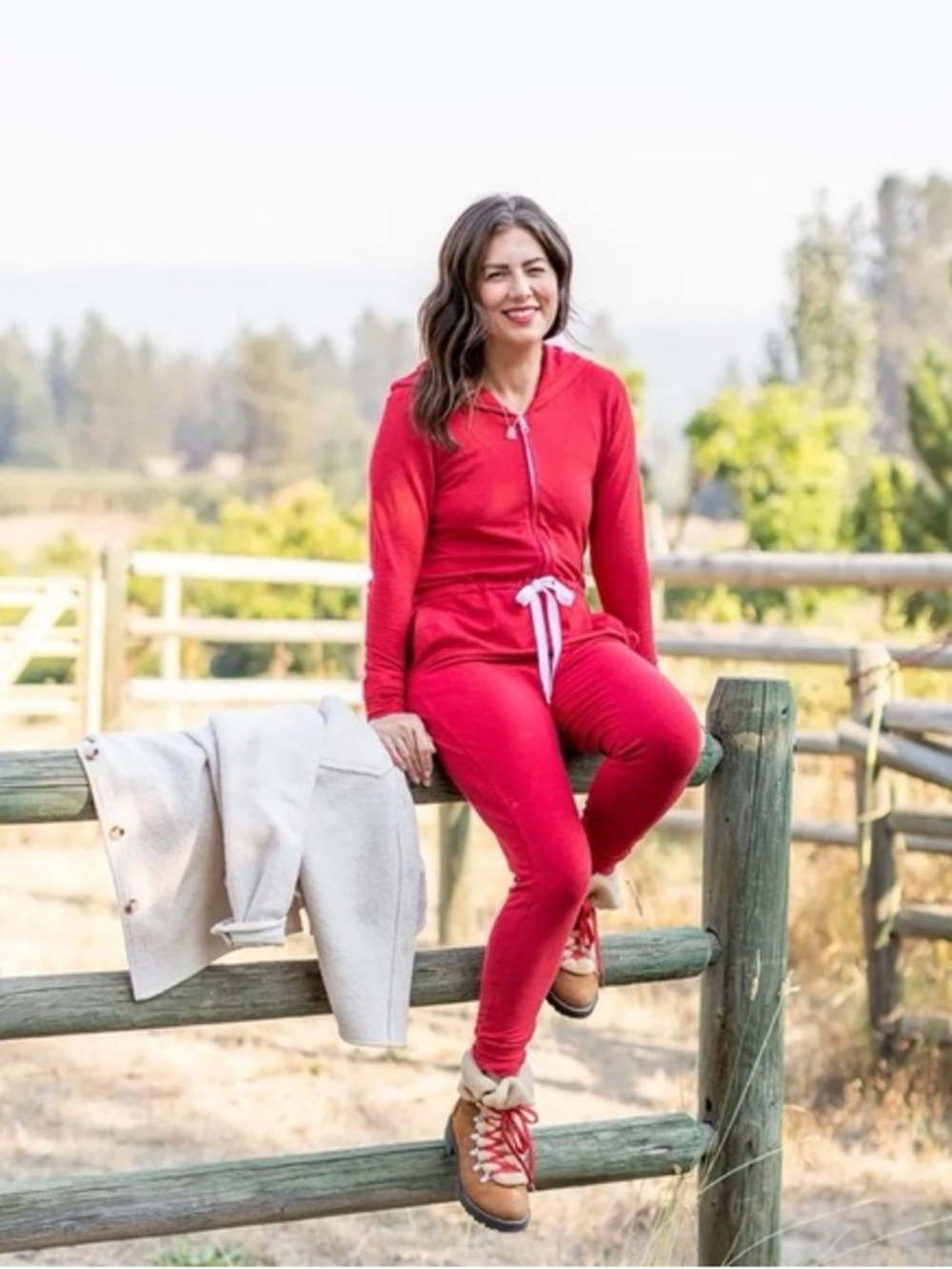 Smash + Tess x Jillian Harris Red Hooded Zip- Front Romper Size Medium Women’s